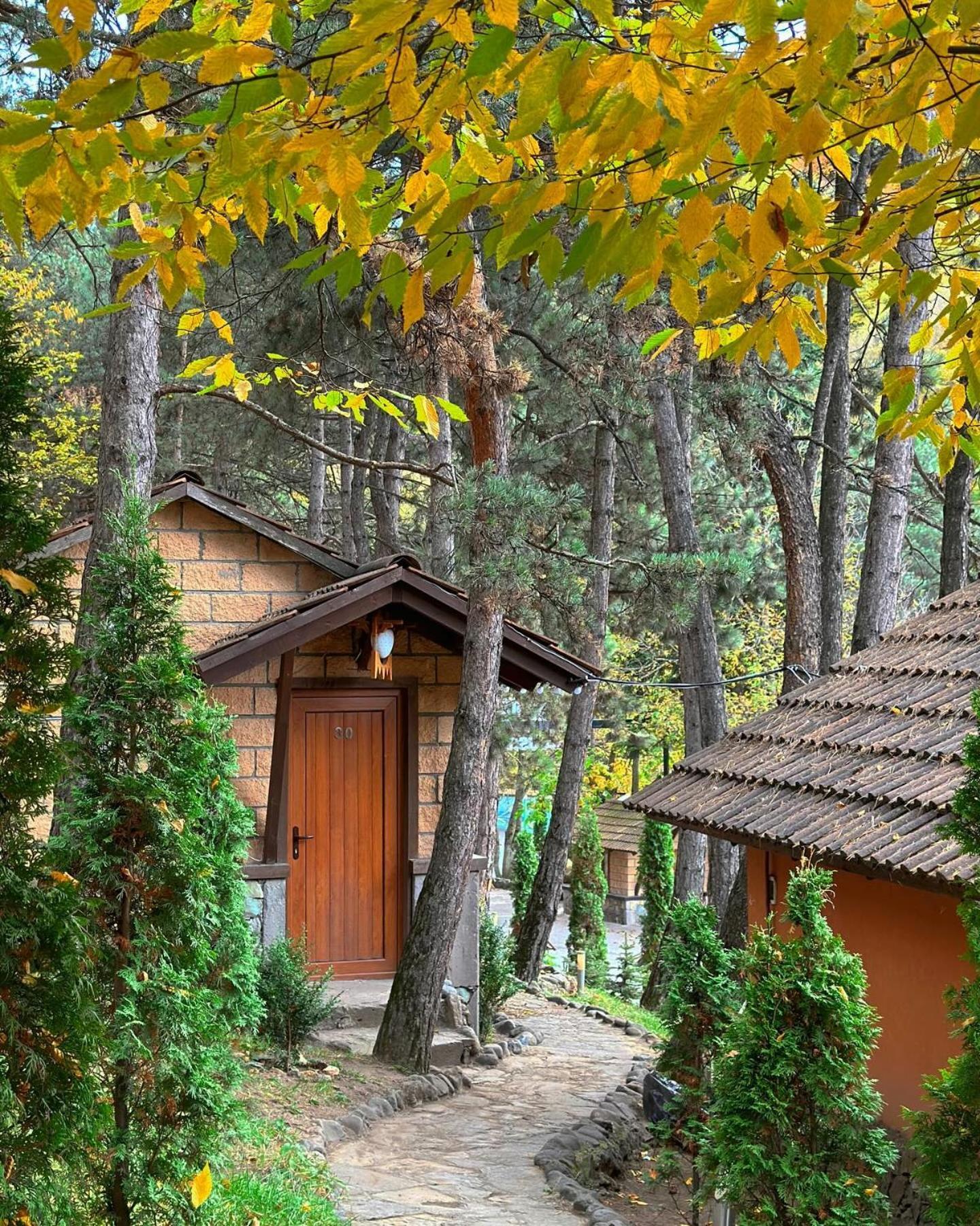 Haghartsin Hotel And Restaurant Дилиян Екстериор снимка