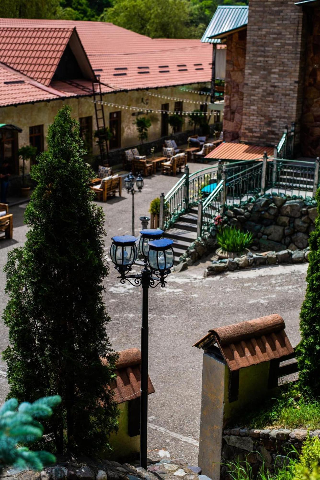 Haghartsin Hotel And Restaurant Дилиян Екстериор снимка