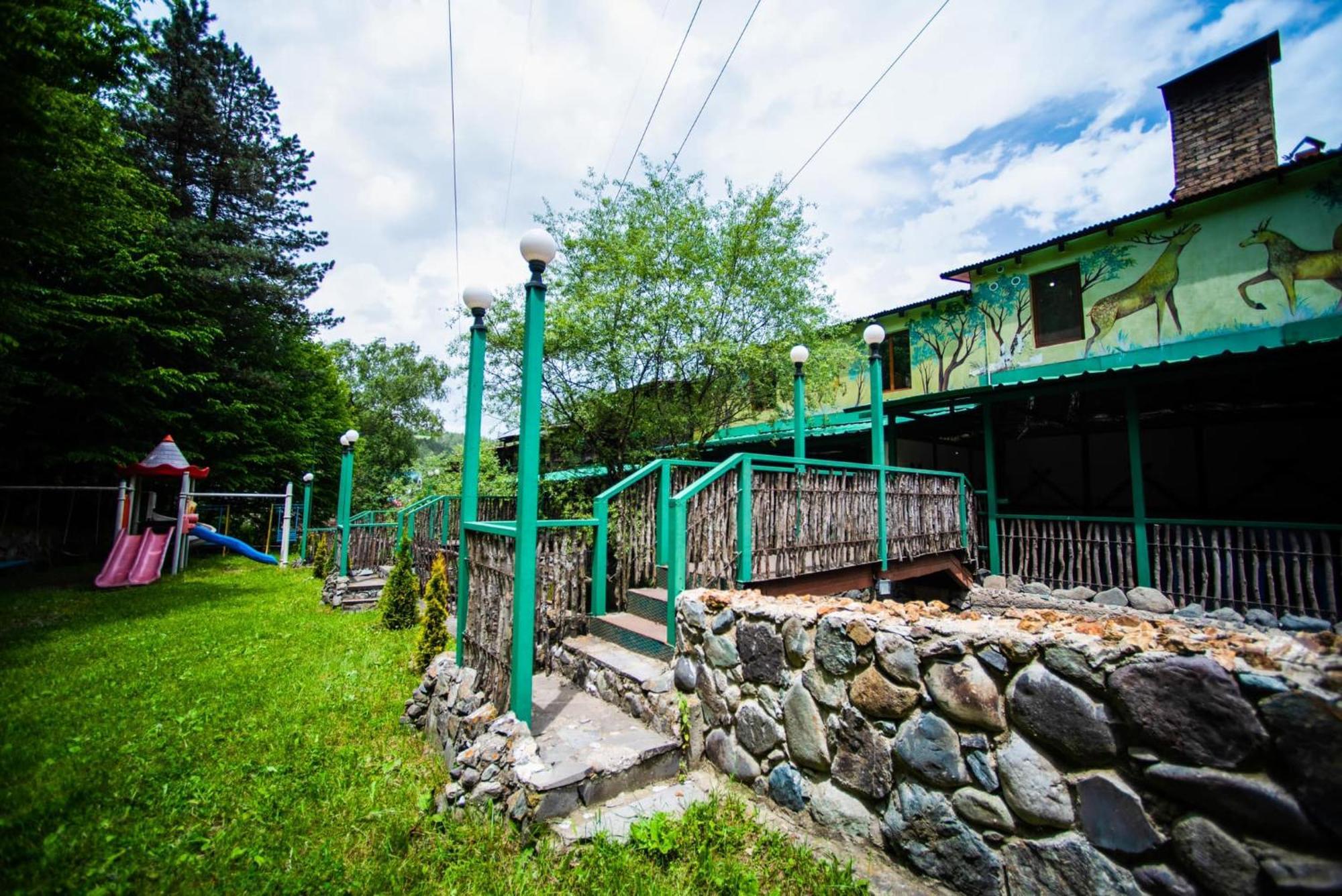 Haghartsin Hotel And Restaurant Дилиян Екстериор снимка