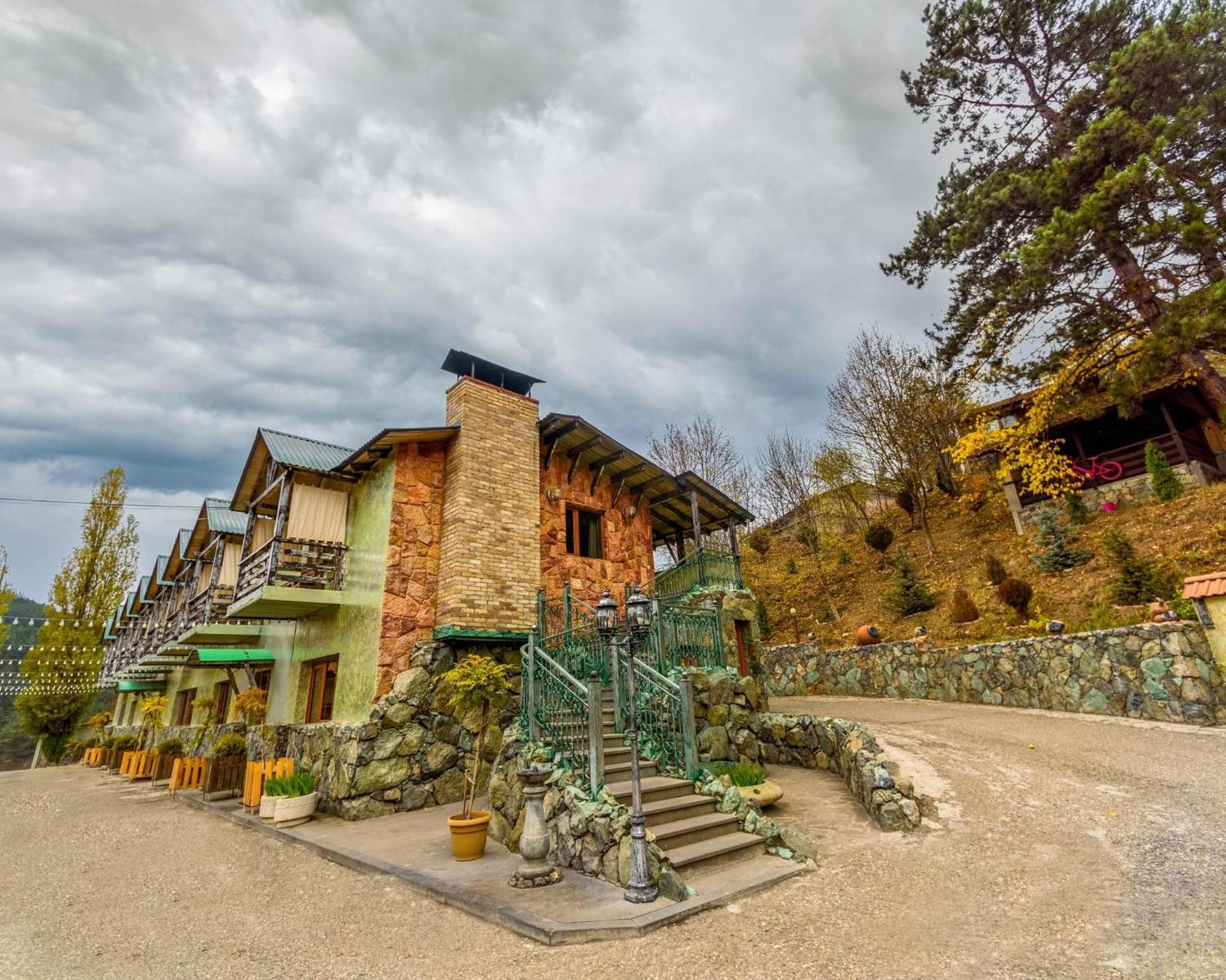 Haghartsin Hotel And Restaurant Дилиян Екстериор снимка
