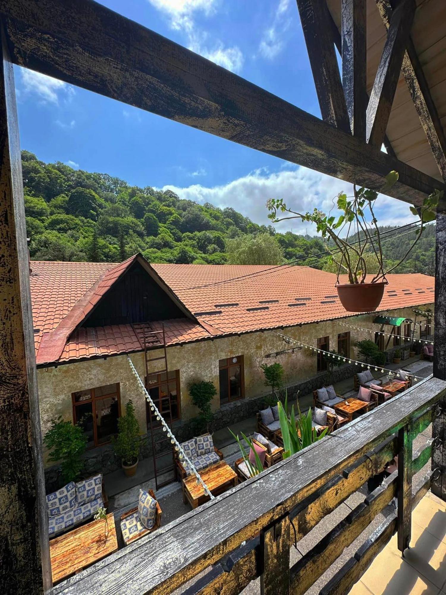 Haghartsin Hotel And Restaurant Дилиян Екстериор снимка