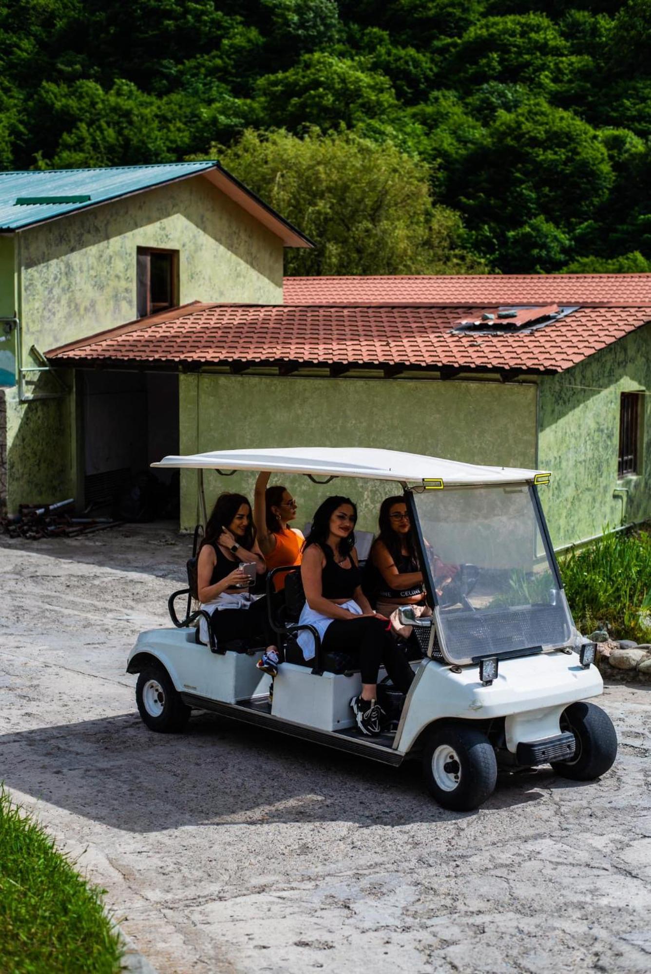 Haghartsin Hotel And Restaurant Дилиян Екстериор снимка
