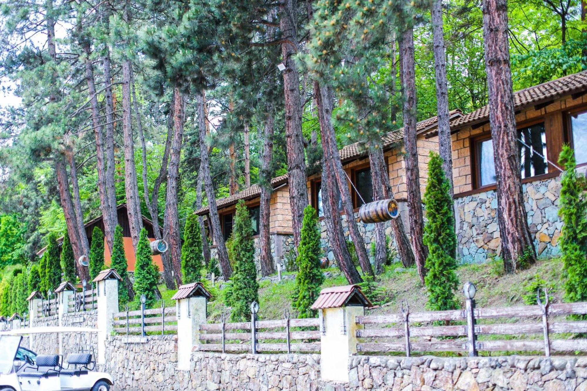 Haghartsin Hotel And Restaurant Дилиян Екстериор снимка